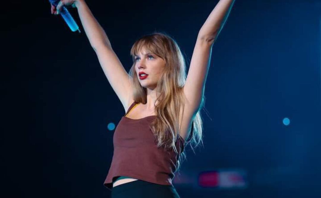 Los fans de Taylor Swift debaten sobre si podrán aventar los peluches del Dr. Simi | Foto: Facebook Taylor Swift