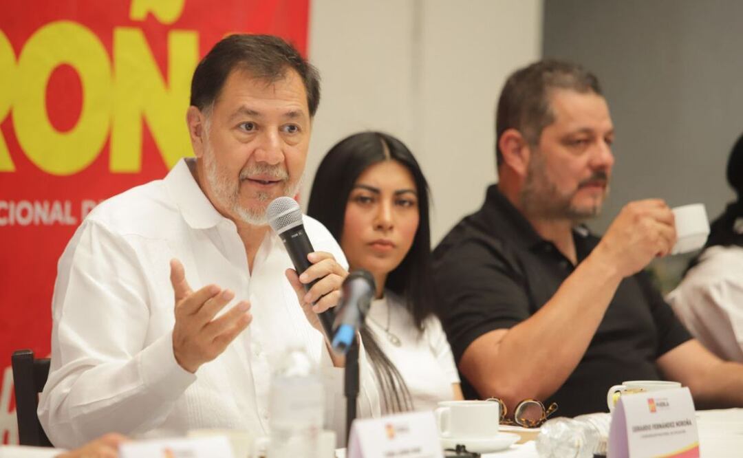 Gerardo Fernández Noroña está de visita en Puebla para promover su plataforma política | Foto: Agencia Es Imagen para El Universal Puebla
