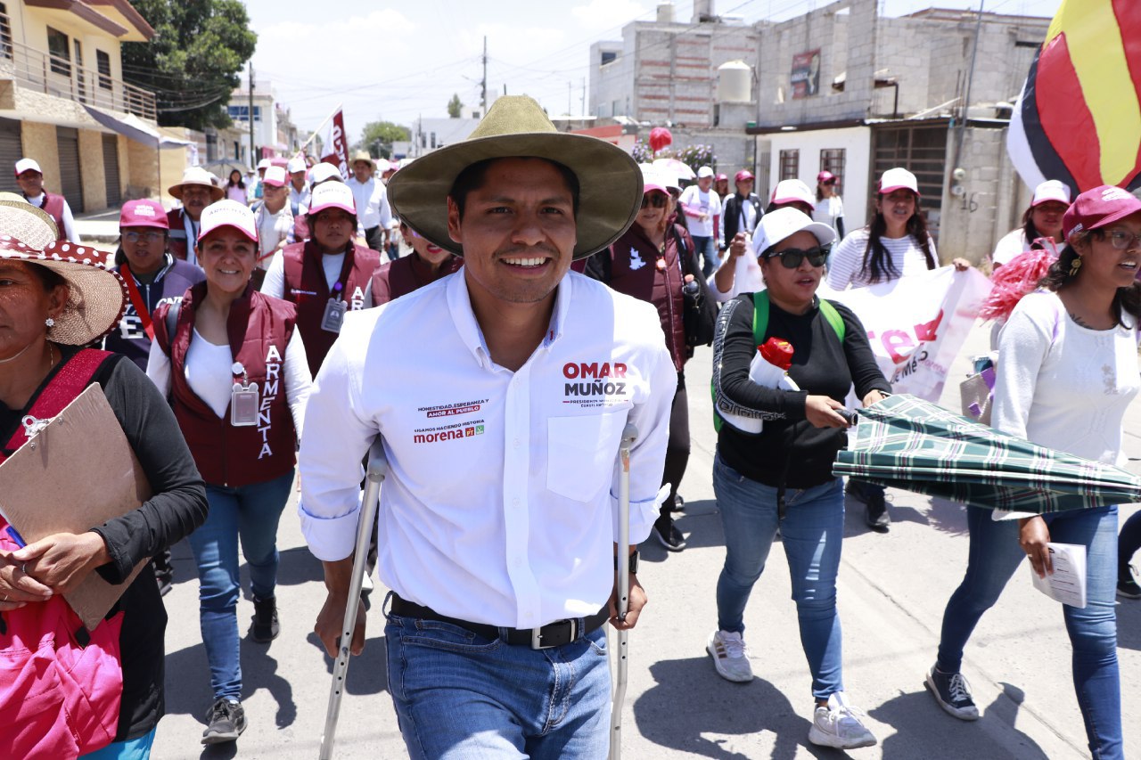 Omar Muñoz recorre las juntas auxiliares de Cuautlancingo | Foto Especial