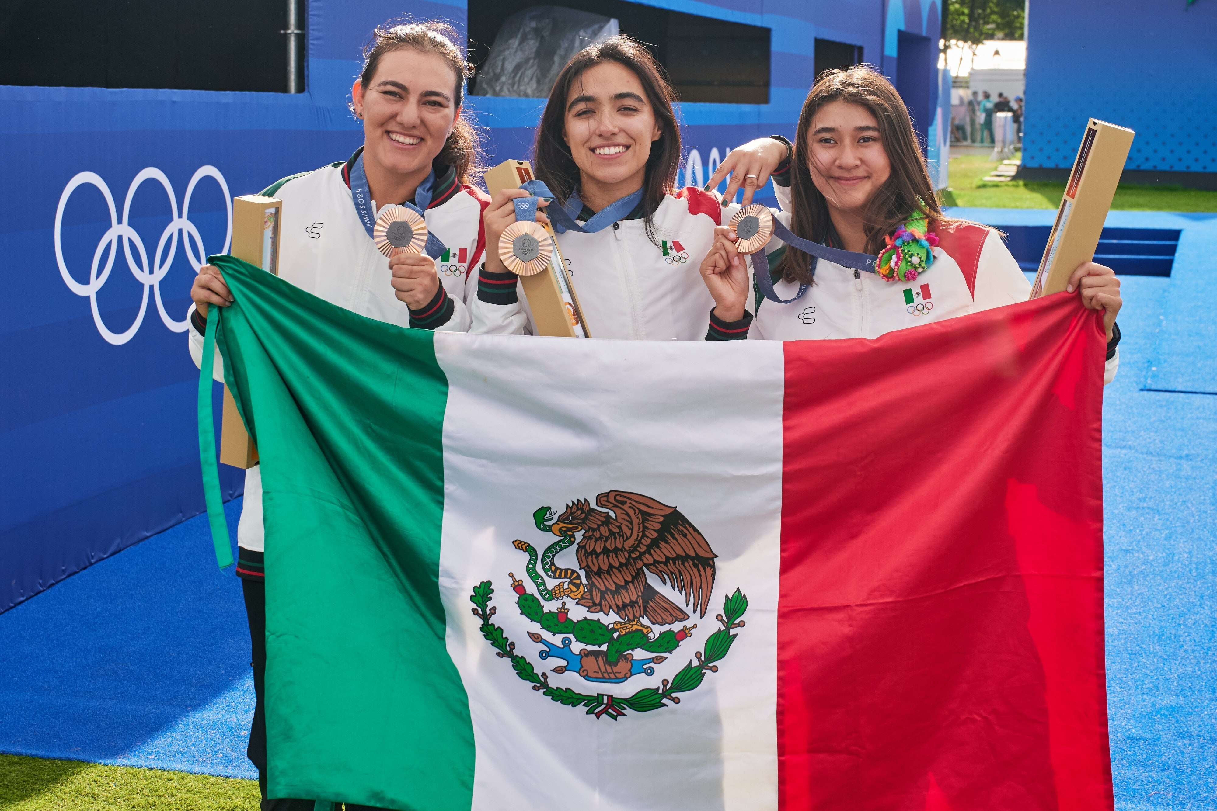 Entre los atletas mexicanos que podrían ganar medallas están las medallistas olímpicas de Tokio 2020, Gabriela Agúndez y Alejandra Orozco, junto con el medallista mundial Osmar Olvera. 

Foto: Producción El Universal Puebla