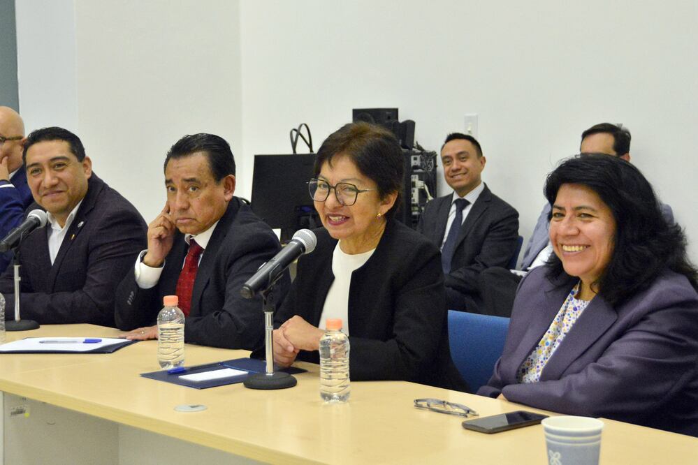 En el marco de la última sesión del año de los consejos de Docencia y de Investigación y Posgrado | Fotos BUAP