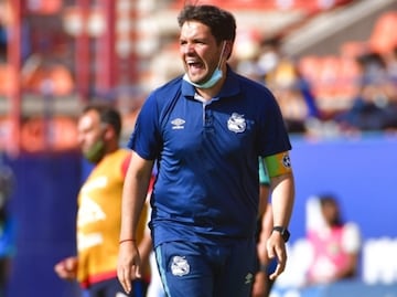 Nicolás Larcamón, el DT que hizo del Puebla un equipo ‘rompehuevos’