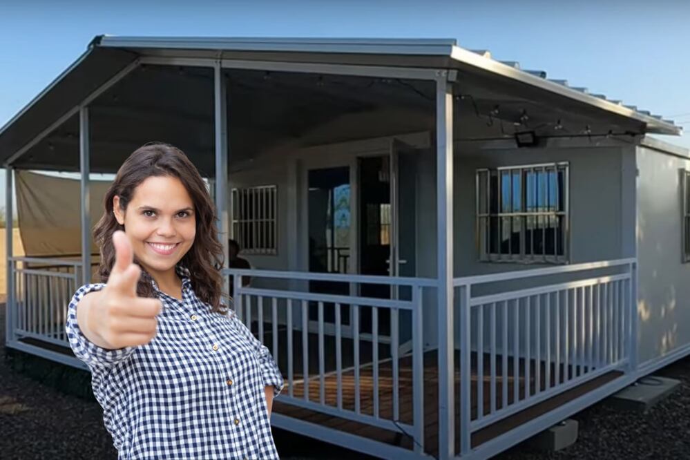 Se pueden comprar casas armables en Alibaba.com | Foto: Captura de YouTube Karla Miller / Freepik