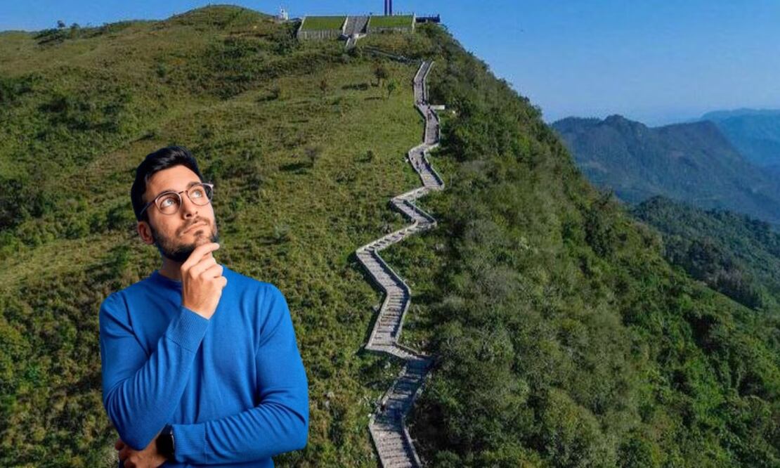 La impresionante cantidad de escalones para subir la muralla china mexicana que está en Puebla | Foto: Producción El Universal