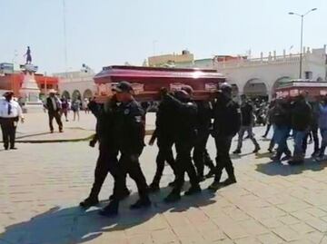 Vinculan a proceso a 24 policías de Acatlán de Osorio