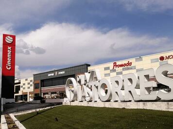 Clausuran el Cinemex de Plaza Las Torres