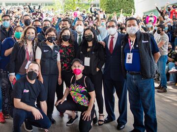 Lilia Cedillo celebra el 25 aniversario de Radio BUAP