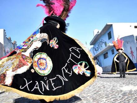 Carnaval en Puebla. Este es el origen de los huehues