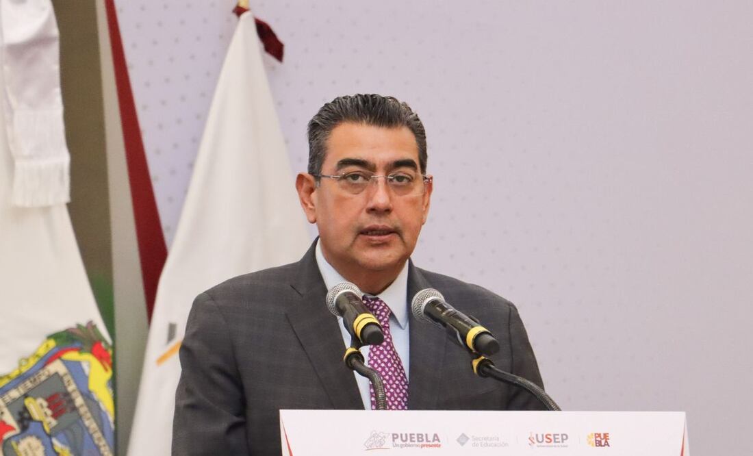 Sergio Salomón comentó que el proceso de entrega-recepción será con mucha transparencia | Foto: EsImagen