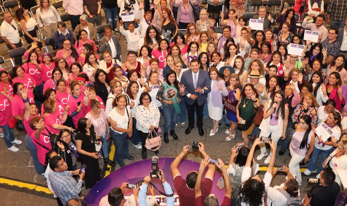 Alejandro Armenta asistió a la Expo Todas por Puebla 2024 | Foto: Especial