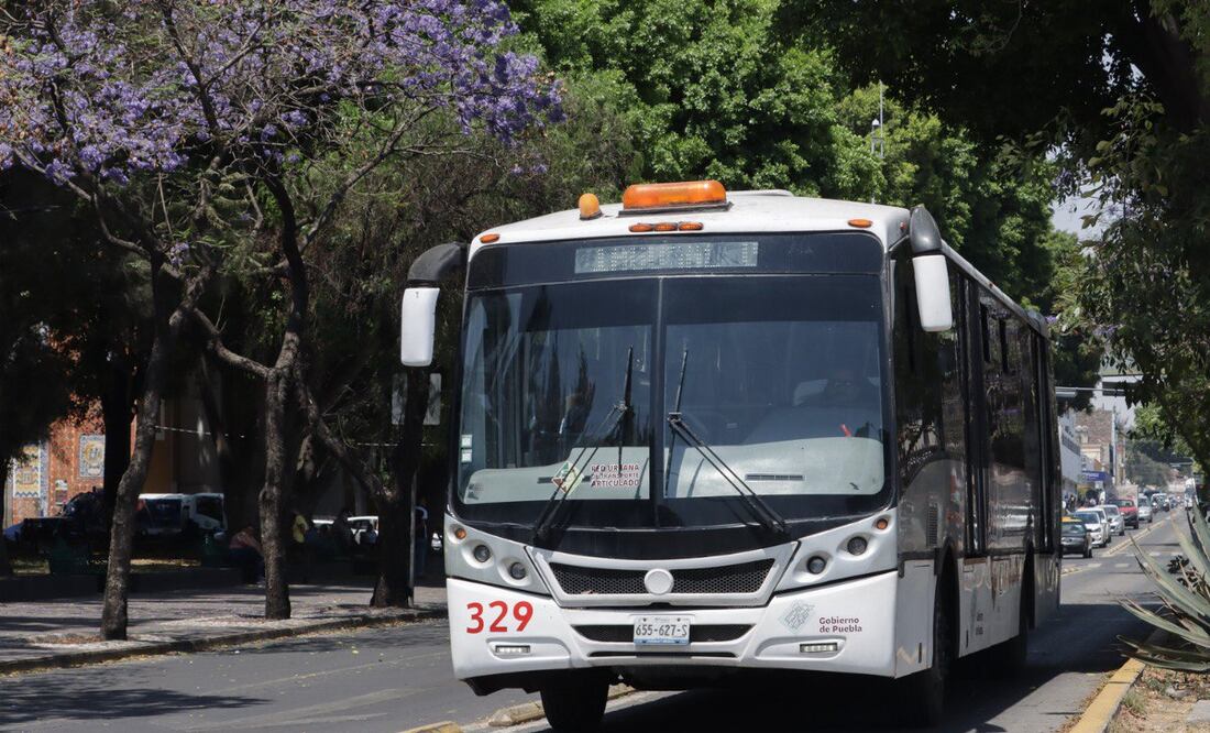 El gobernador aseguró que los poblanos se merecen un transporte público de calidad | Foto: EsImagen