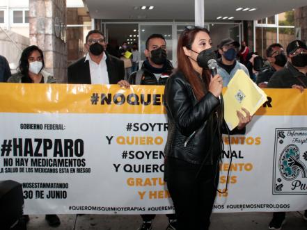 En Puebla sí faltan medicamentos para niños con cáncer, manifiestan familiares
