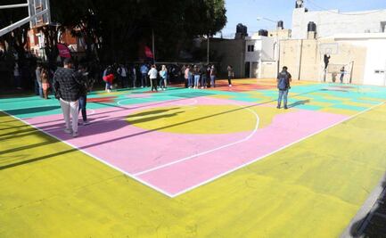 Entregan cancha remodelada en Unidad Habitacional Mateo del Regil