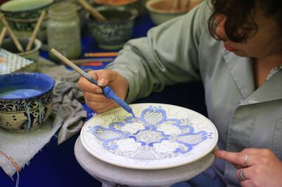 PNT atribuye a la UPAEP contrato para la venta de platos de talavera a otras universidades; la institución lo niega