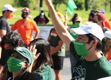 Comunidad académica de la UDLAP marcha para exigir la salida de Ríos Piter