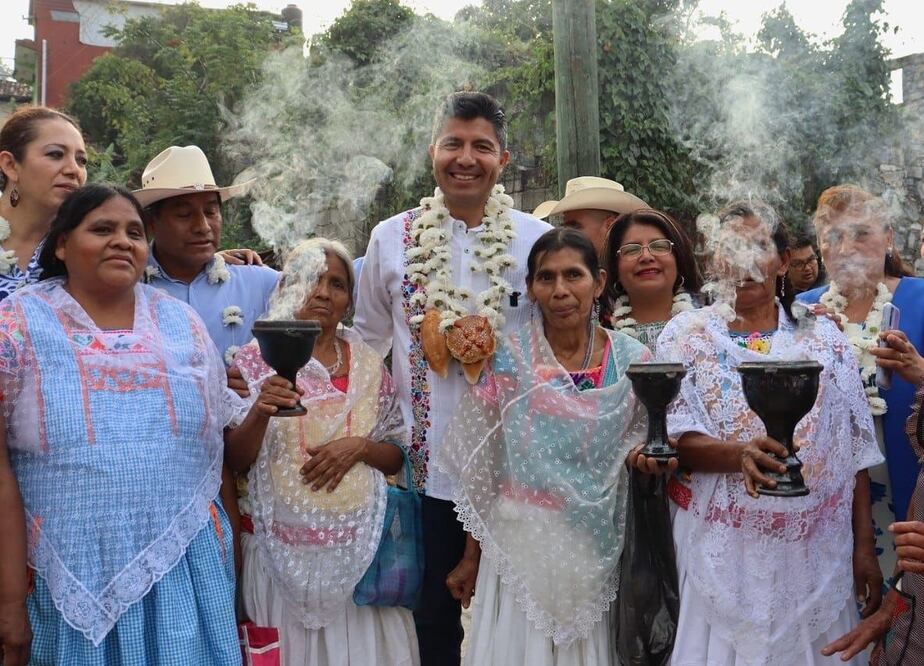 Eduardo Rivera estuvo con simpatizantes de Olintla | Fotos Especiales