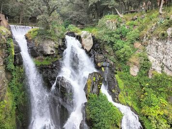 Las cascadas más bellas pero peligrosas de Puebla
