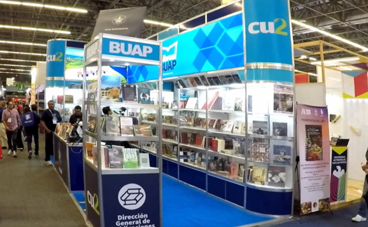 Exhibe BUAP casi 500 títulos en la Feria Internacional del Libro de Guadalajara