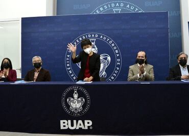 Lilia Cedillo reconoce la calidad educativa de la Facultad de Filosofía y Letras de la BUAP