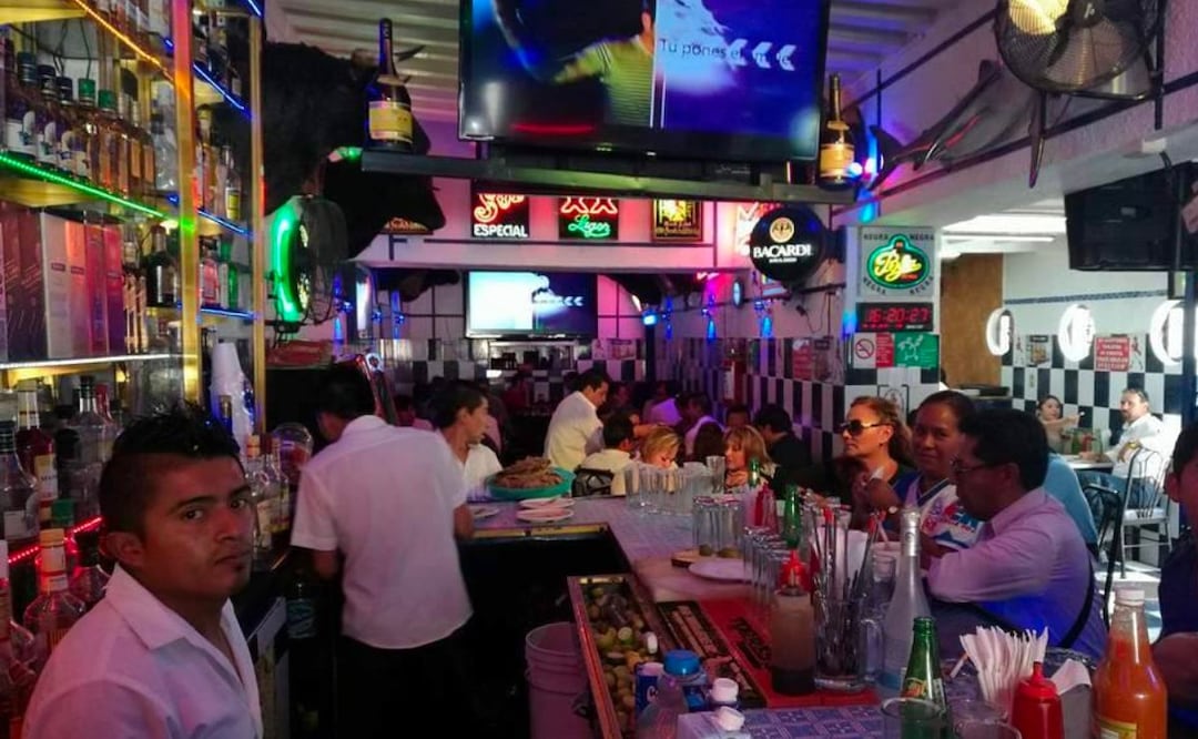 El popular botanero La Reunión de las Huertas está sobre la calle 10 Oriente, en el centro de Puebla | Foto: Facebook La Reunión de las Huertas