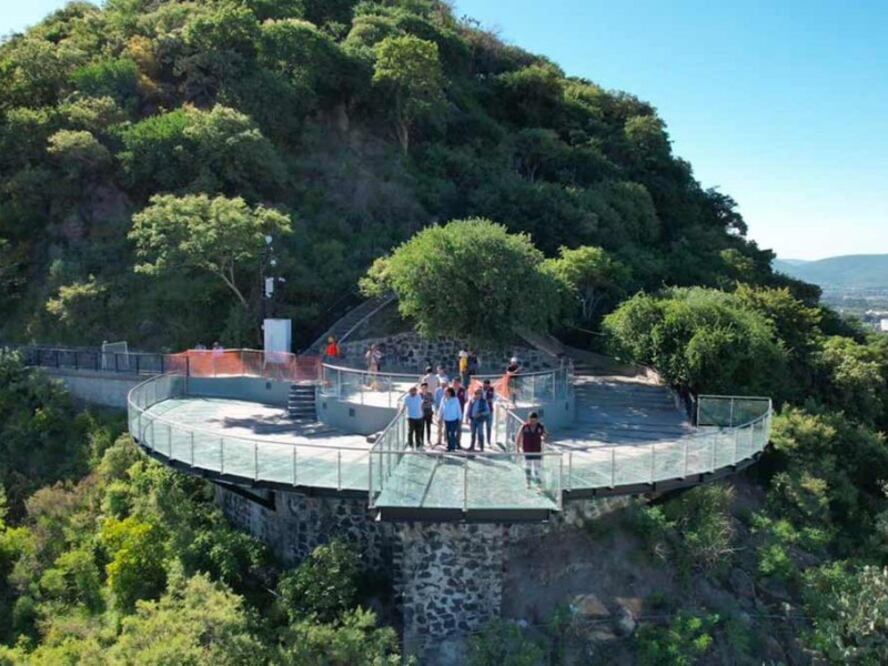 Los hechos ocurrieron el pasado domingo, 14 de julio, cuando varios turistas visitaron la zona del Pueblo Mágico de las flores en Atlixco, estado de Puebla.

Foto: Producción El Universal Puebla