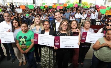 Armenta entrega 10 proyectos para apoyar a artesanos con una inversión superior a los 4.5 mdp 