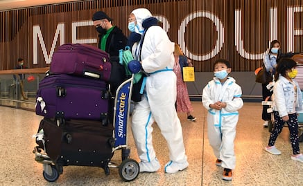 "Cansancio, dolor de garganta, tos... ¿con gusto y olfato? Los síntomas de ómicron