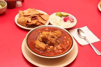 El macabro origen del pozole ¿Es cierto que se comía con carne humana?