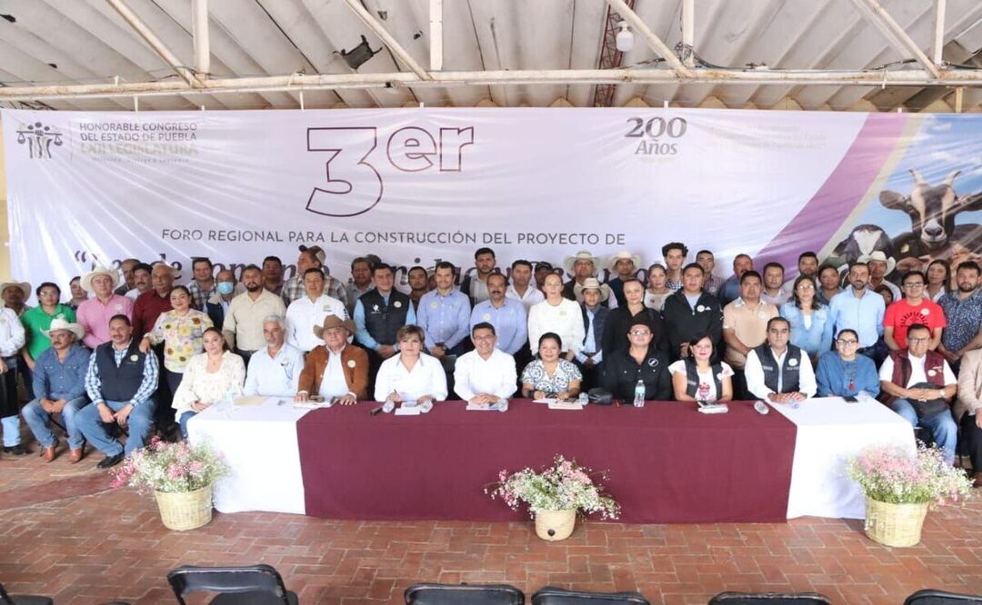 El foro regional se llevó a cabo en el municipio de Teziutlán | Foto: Congreso del Estado