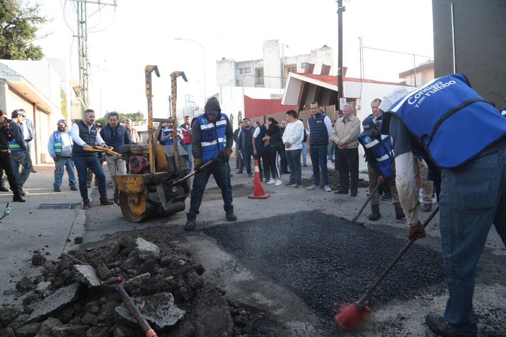 El gobierno municipal tapará 73 mil baches en la capital de Puebla | Foto: Ayuntamiento de Puebla