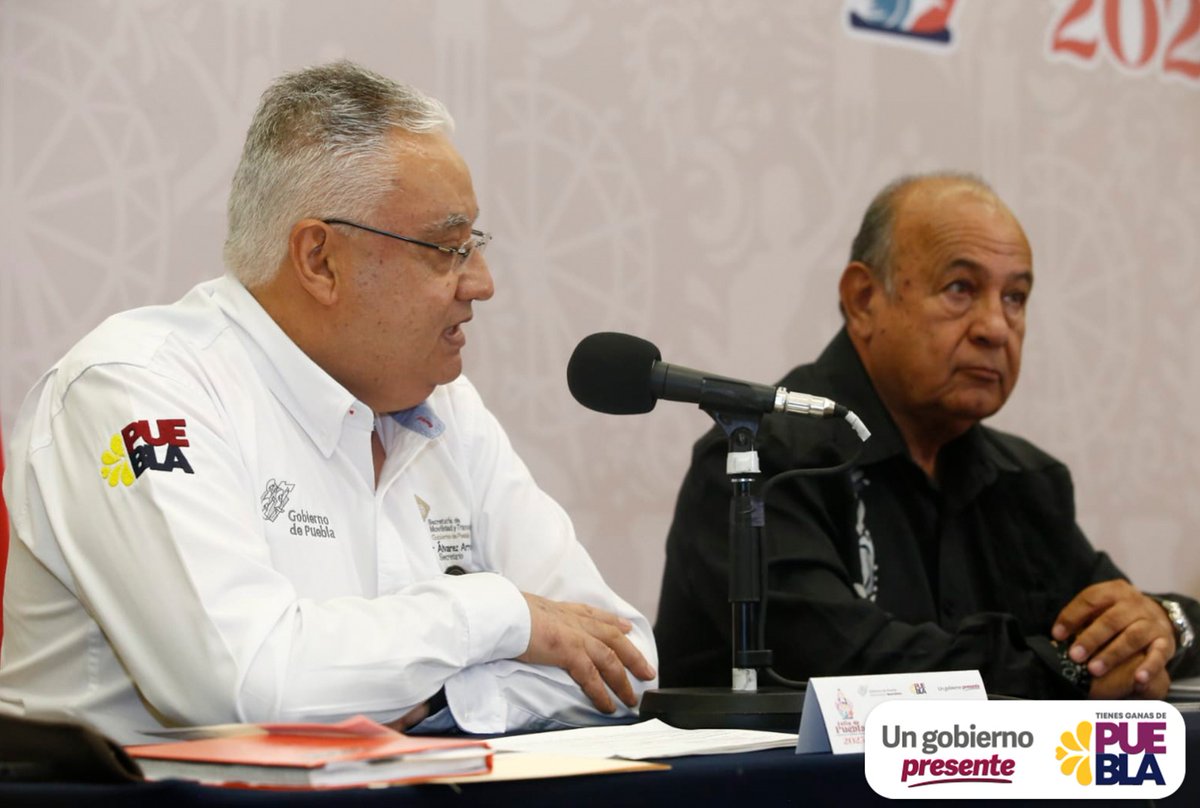 Omar Álvarez Arronte, titular de la Secretaría de Movilidad y Transporte (SMT) estatal, detalló que la fase 1 del proyecto de la Línea 4 del RUTA concluyó en mayo pasado. 

Foto: Producción El Universal Puebla