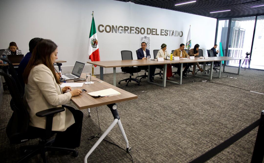Será un requisito que los prestadores de servicios que requieran el uso de arma de fuego, cuente con capacitación | Foto: Congreso de Puebla