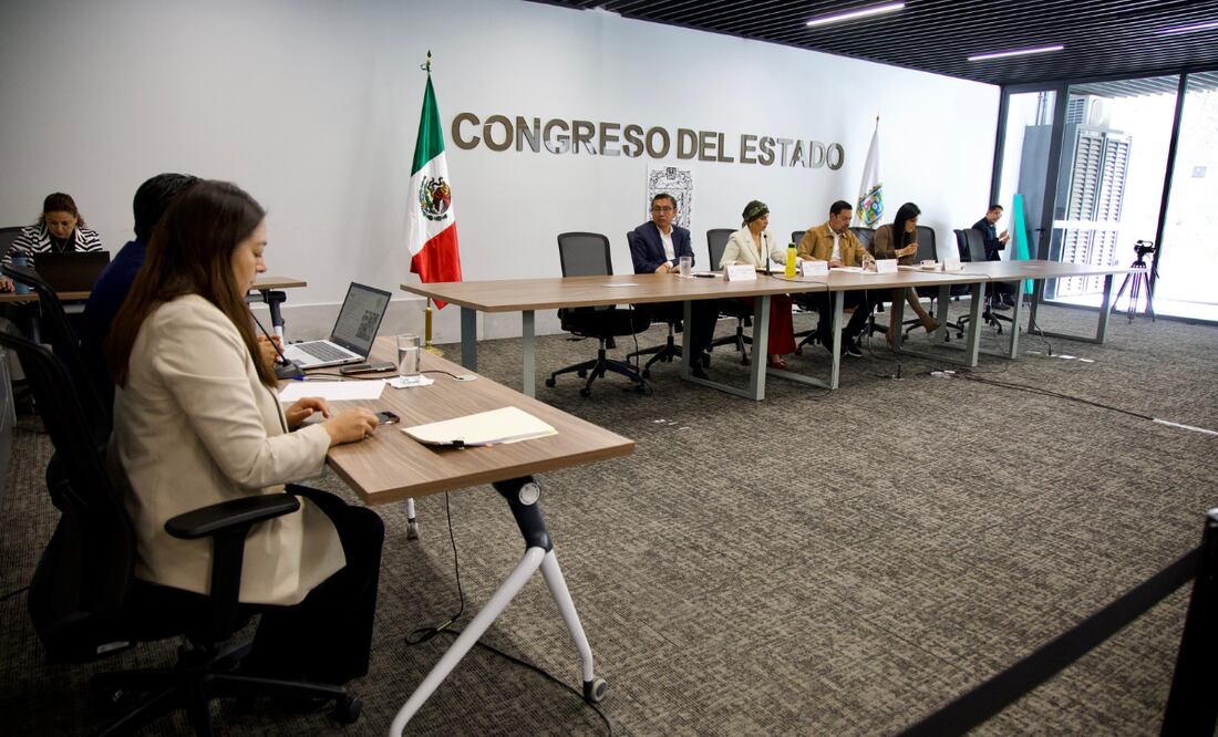 Será un requisito que los prestadores de servicios que requieran el uso de arma de fuego, cuente con capacitación | Foto: Congreso de Puebla