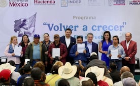Entregan 489 cartas de finiquito de créditos a productores  