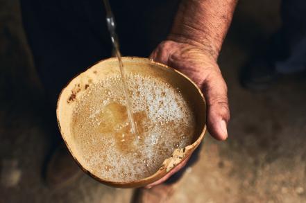 ¿Creíste haber visto todo? Surge mezcal de nogada