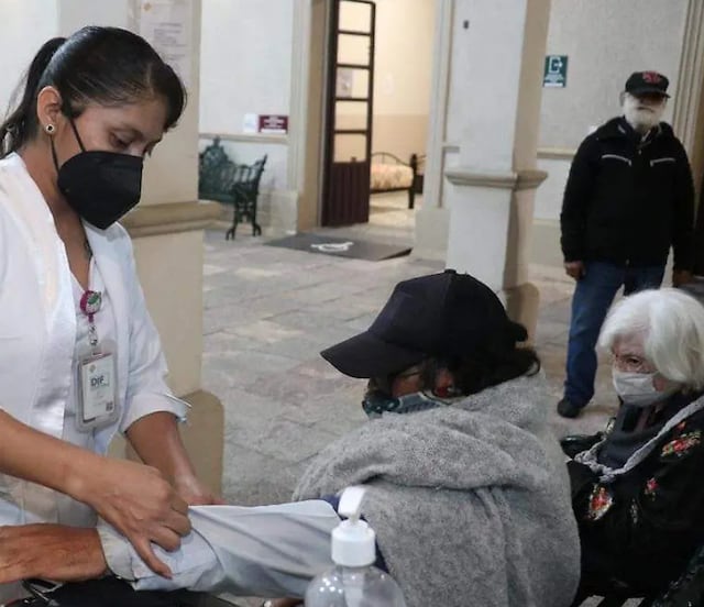 SEDIF ofrece refugio nocturno cálido a personas mayores en temporada invernal