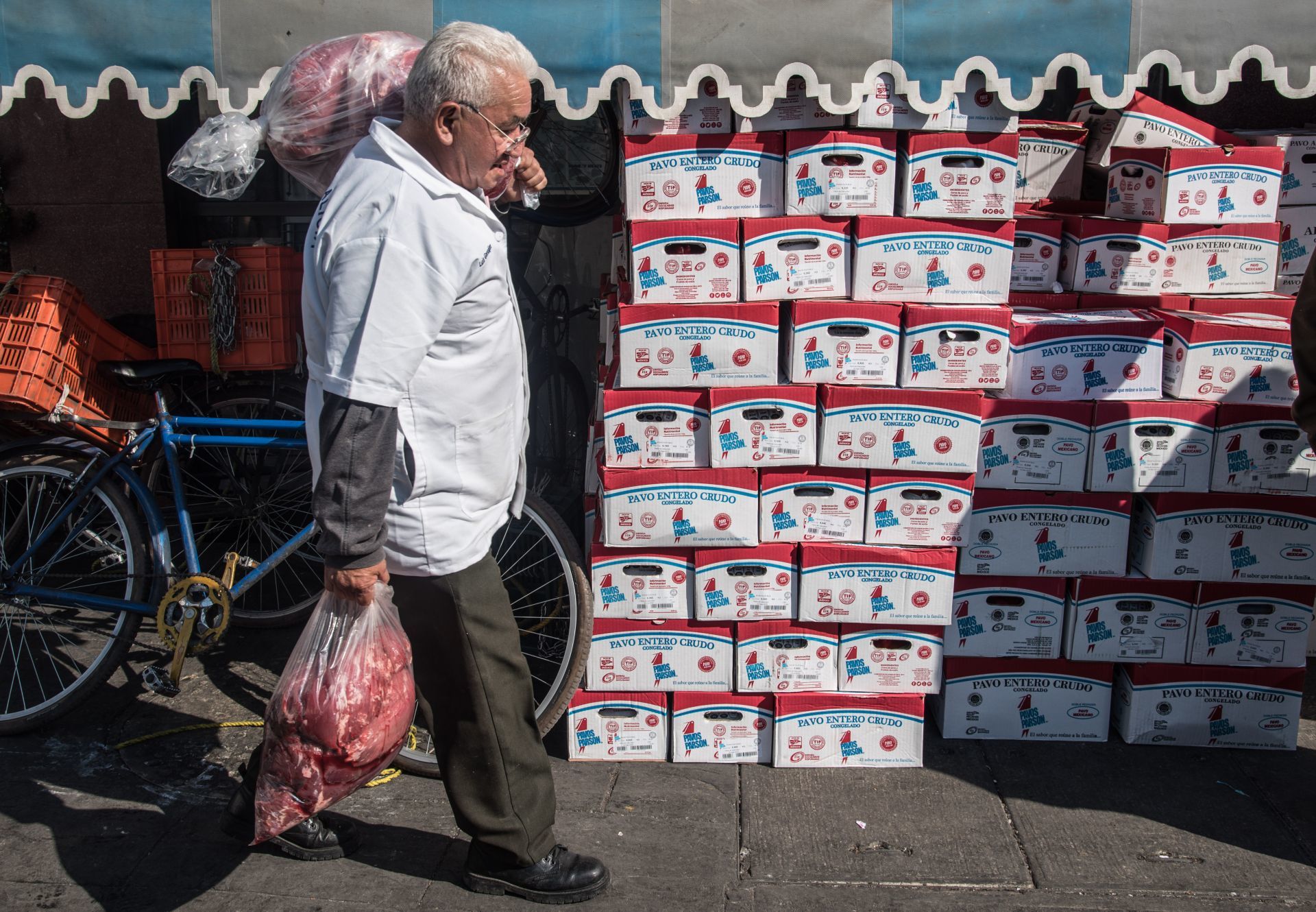 Pavo, lomo de cerdo y pollo, son ingredientes frecuentes de las cenas navideñas. Foto: Cuartoscuro