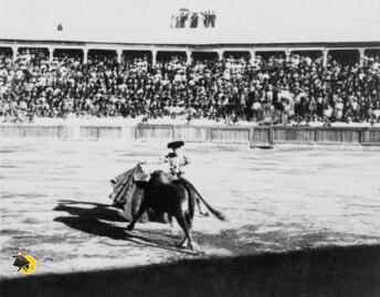 ¿Cuál fue la primera Plaza de Toros en Puebla?