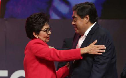 Lilia Cedillo rinde primer informe como rectora de la BUAP