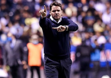 Puebla confirma a Larcamón por 6 meses más, tras video que sugería su salida