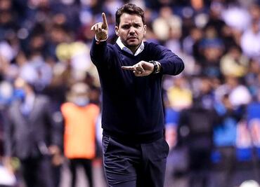 Puebla confirma a Larcamón por 6 meses más, tras video que sugería su salida