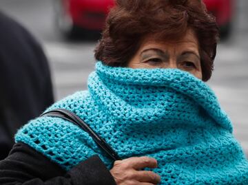 Frío en Puebla provoca memes sobre el clima