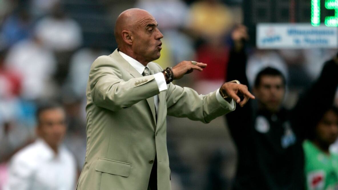 Recientemente el ex-técnico y ahora comentarista de ESPN reveló detalles sobre el ascenso del equipo.
Foto: Producción El Universal Puebla