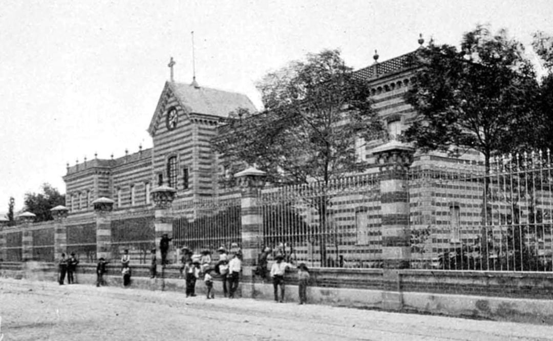 El 13 de abril de 1885 se inauguró la primera Casa de Maternidad en Puebla | Foto: Twitter @PueblaAntigua