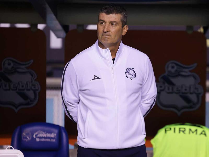 El Club Puebla sorprendió en la Jornada 5 del Apertura 2024 al vencer 1-0 al América en el Estadio Ciudad de los Deportes. 

Foto: Producción El Universal Puebla