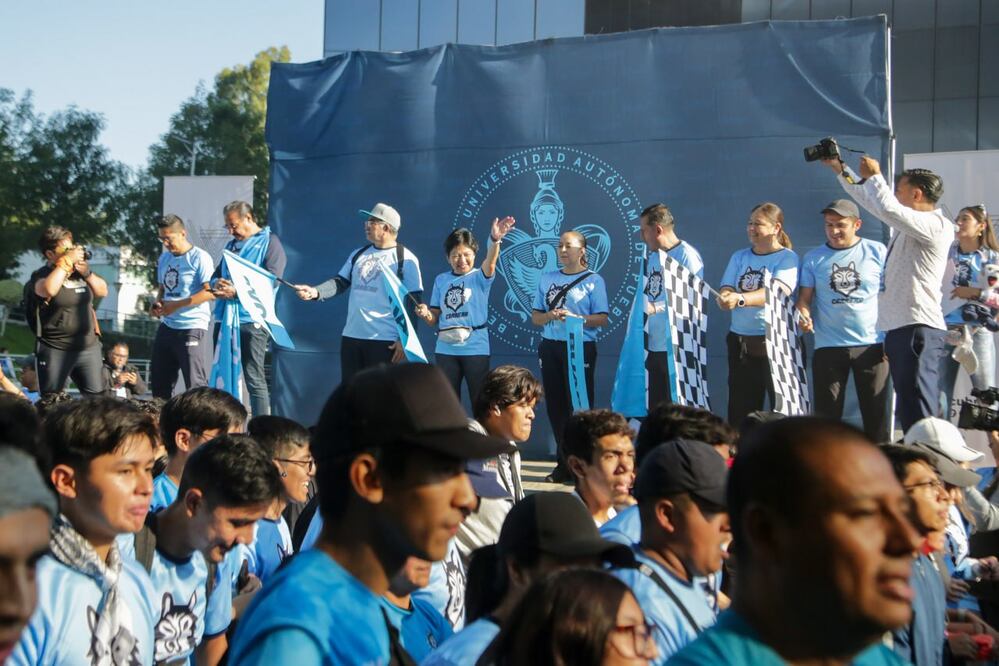 Cientos de alumnos y trabajadores de la BUAP participaron en la Carrera Universitaria 2023 | Foto: Agencia Es Imagen para El Universal Puebla