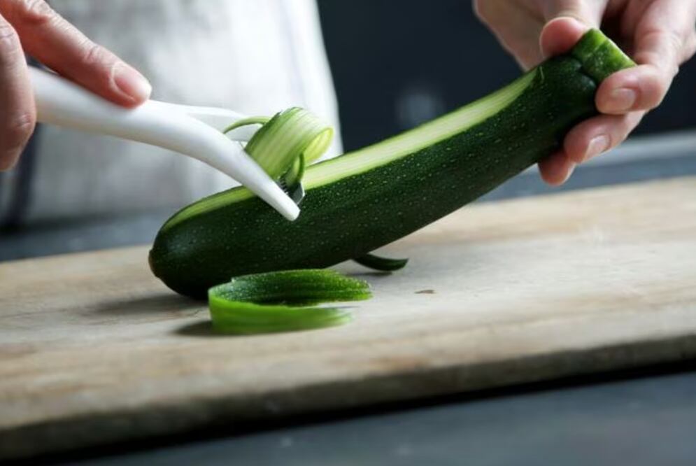 Conoce como lavar las verduras y frutas que se van a pelar. Foto: Pixabay