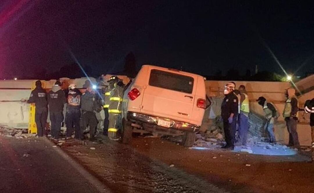 Colapsa puente en la México-Pachuca, a la altura de Tecámac