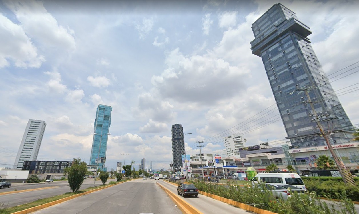 Esta es la avenida con más rascacielos en la ciudad de Puebla