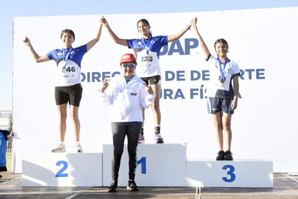 Por segundo año se celebró el Campeonato Universitario de Campo Traviesa de la BUAP I Foto: BUAP
